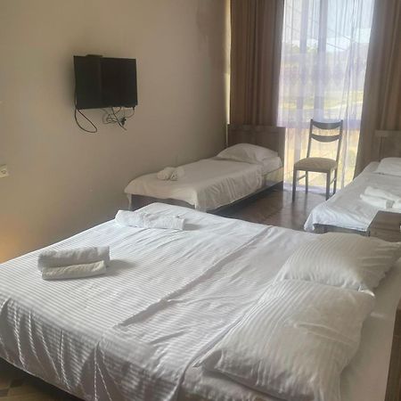 Hotel Guga Kobuleti Extérieur photo